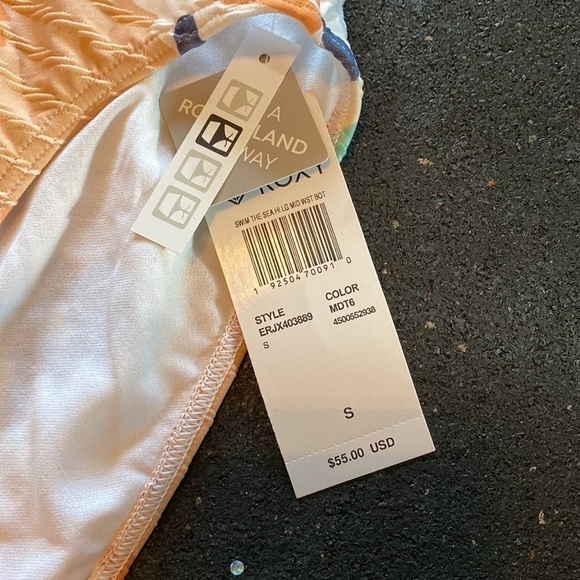 𝅺ROXY Swim The Sea bikini bottoms - Picture 2 of 4